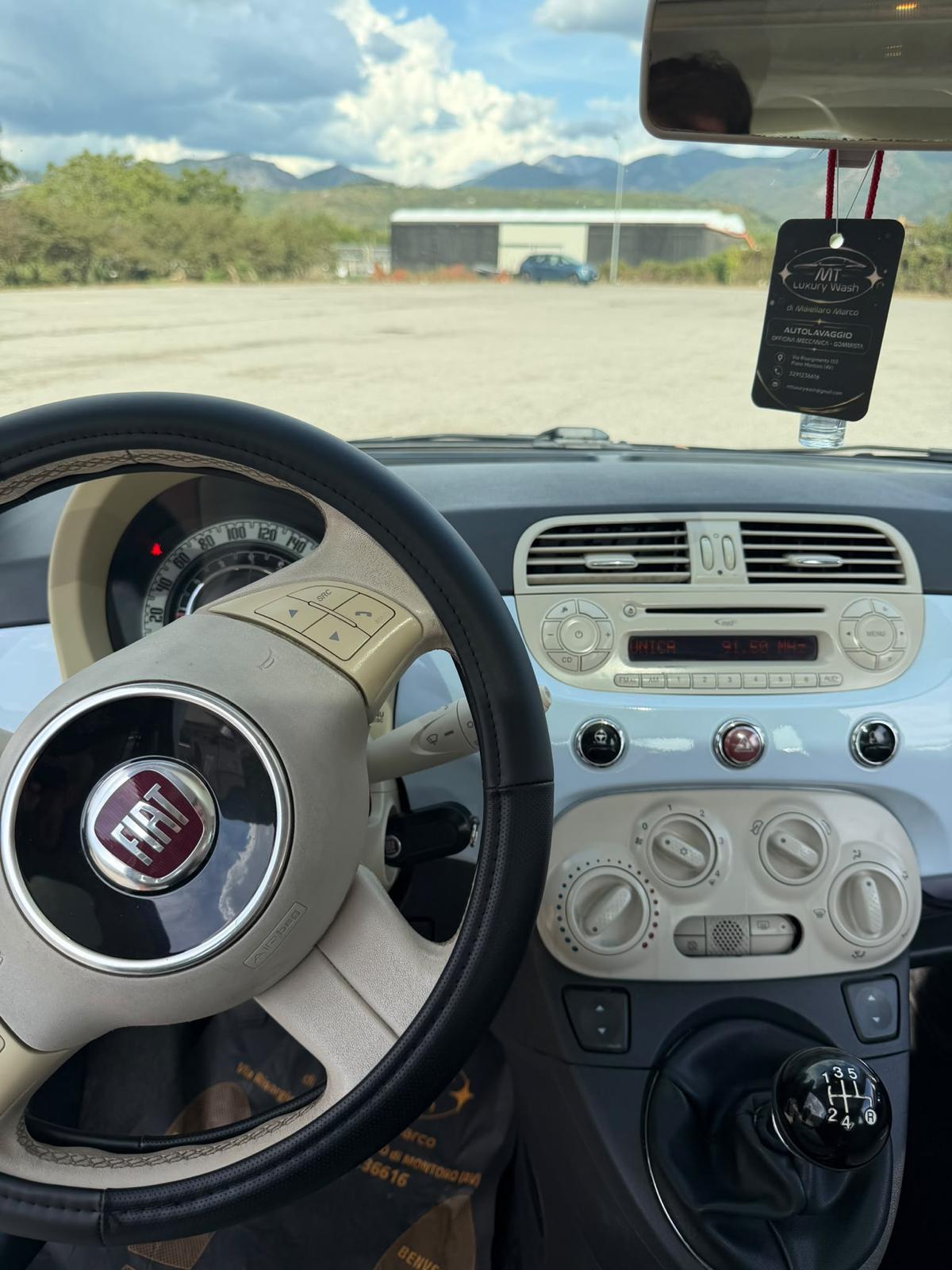 
								Fiat 500 full									